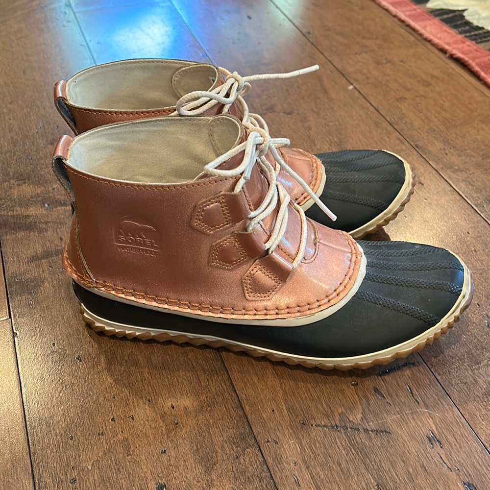 Women’s Sorel boots 8.5